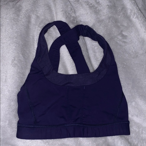 LuLuLemon Sports Bra - Picture 1 of 4